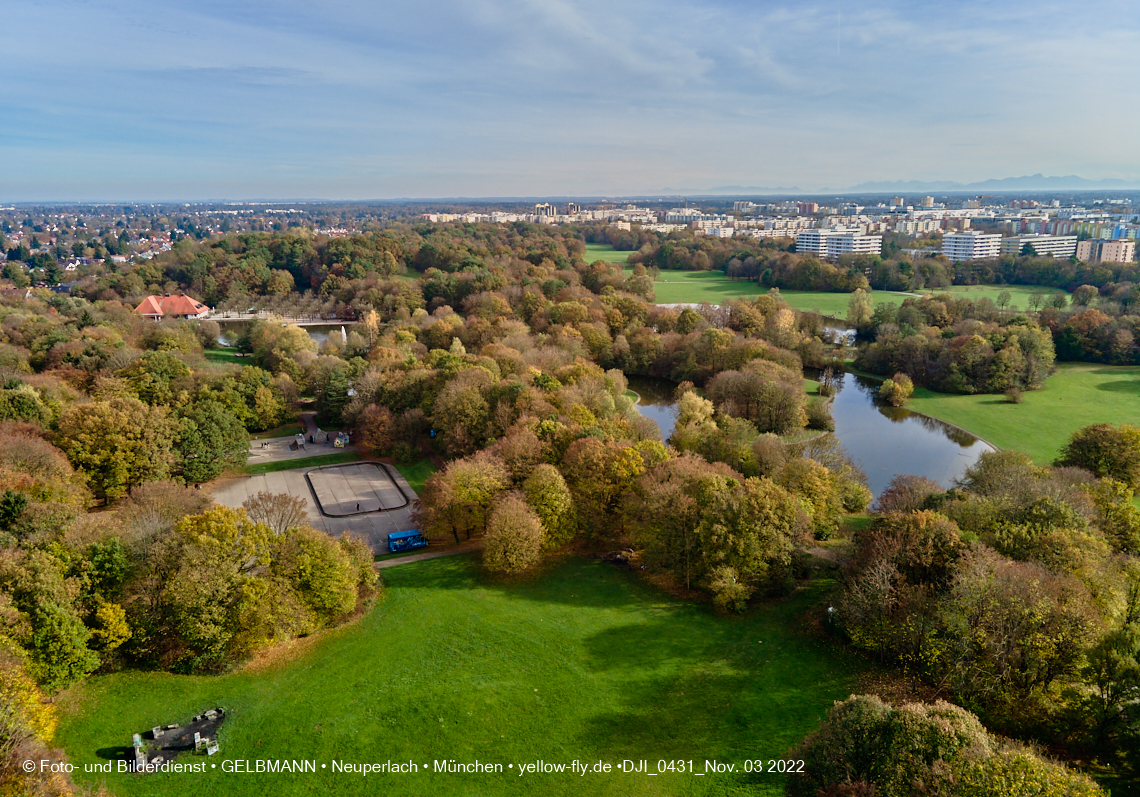 03.11.2022 -  Ostparksee mit Umgebung in Neuperlach